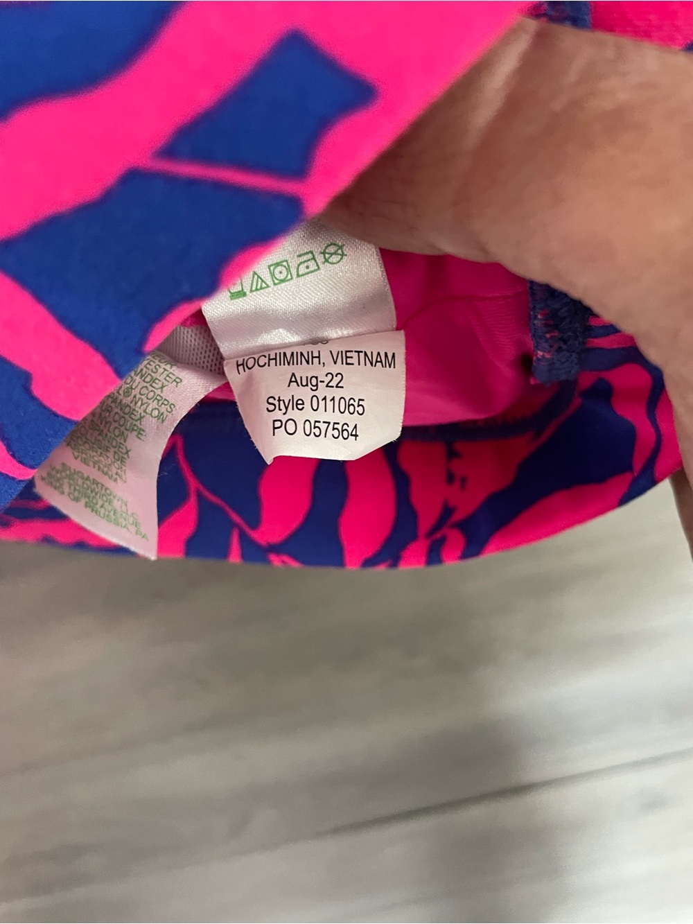 Lilly Pulitzer Karena Sports Bra - Picture 3 of 5